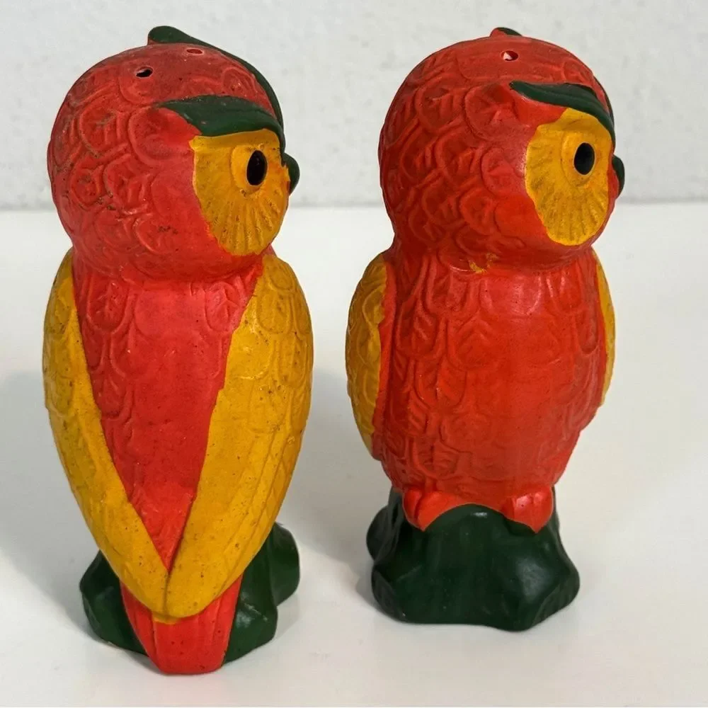 Vintage Ceramic Owl Salt & Pepper Shakers Made in Japan 70s